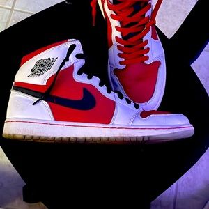 Jordan 1 Retro Carmine